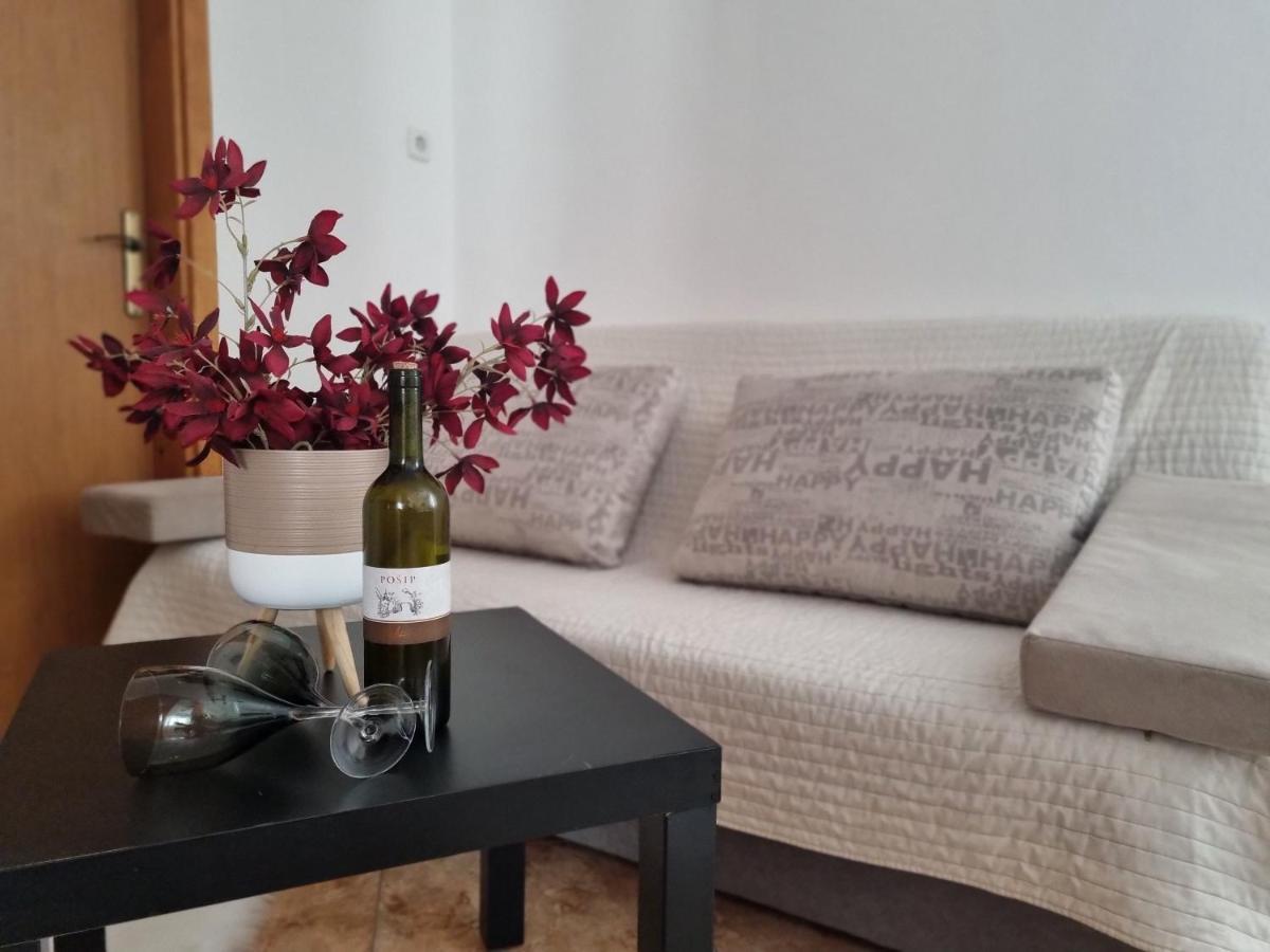 Holiday Apartment 1 Оребич Экстерьер фото